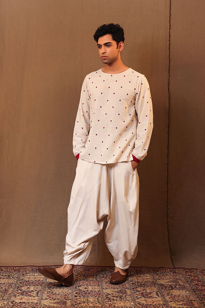 Mati Outfit Sets S Off-White Heart EMB Kurta Baggy Set (2 PCS)