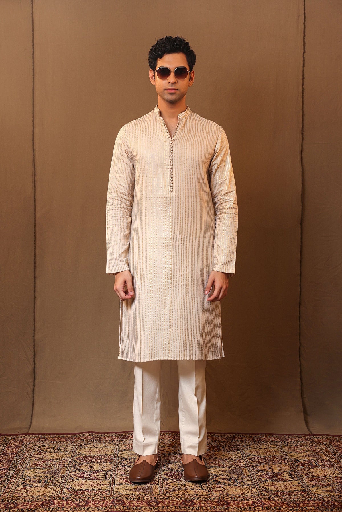 Mati Outfit Sets S Off-White STR Buttoned Kurta Set (2 PCS)