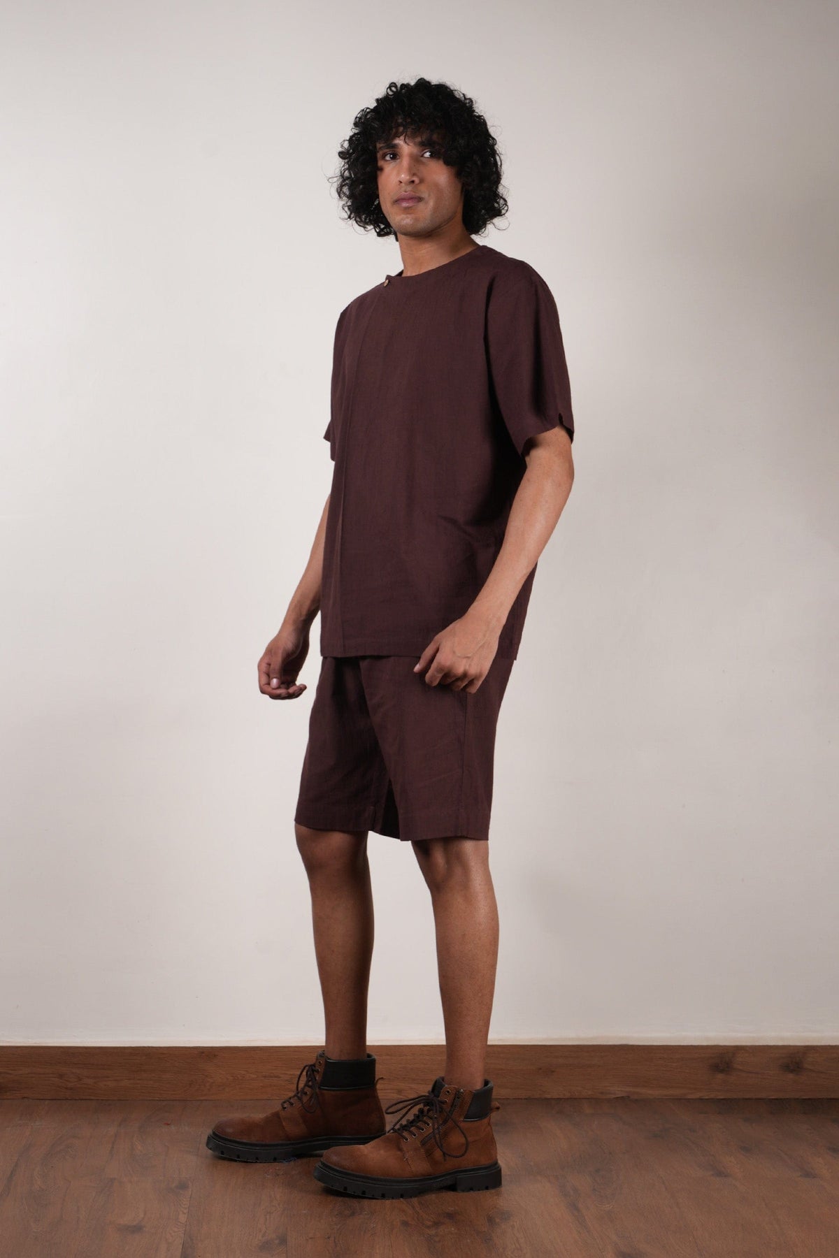 Mati Shirts & Tops Brown Overlap Men's T-Shirt