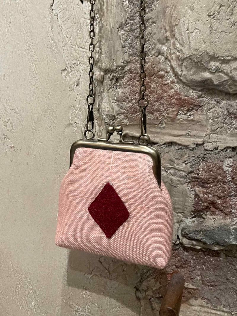 Mati Accessories DAIMOND PINK COIN CLUTCH