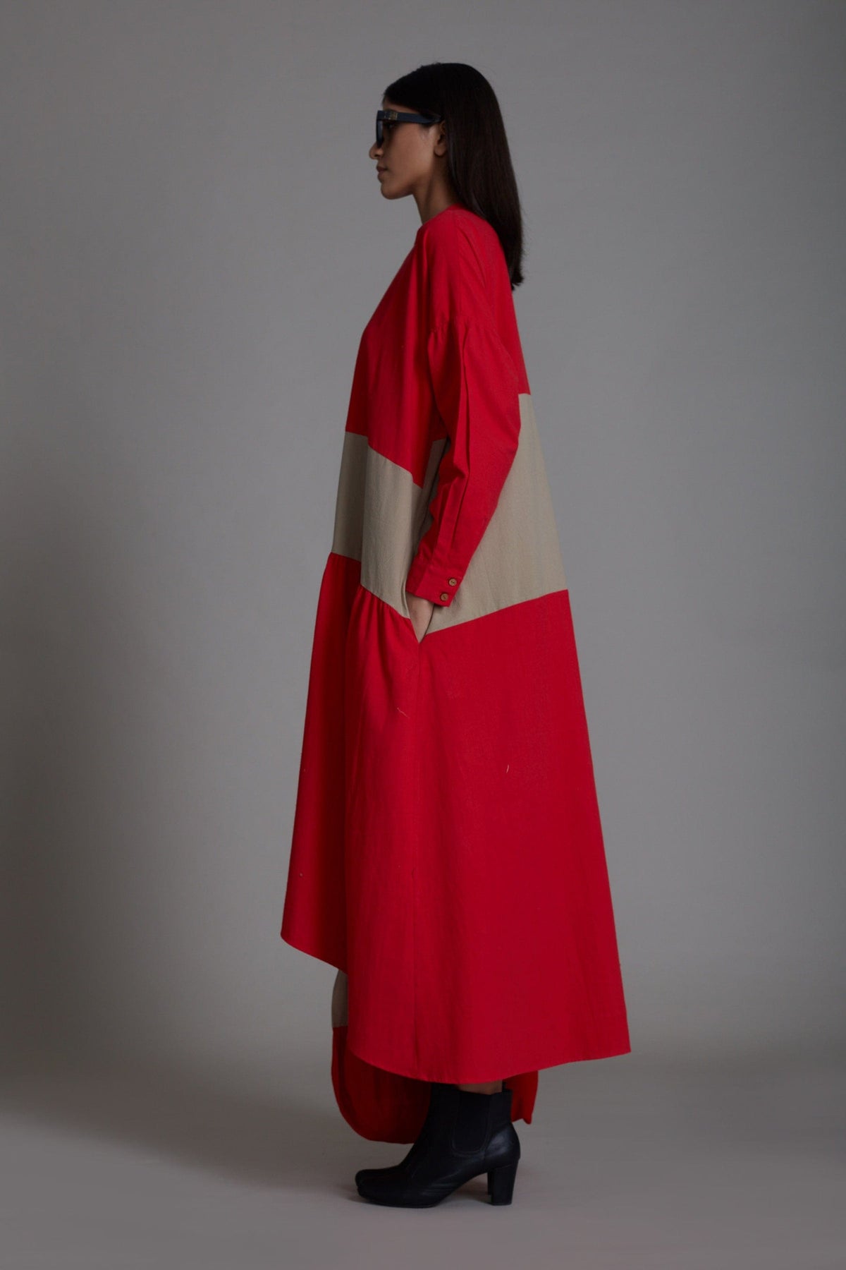 Mati Dresses Red & Beige Band Dress