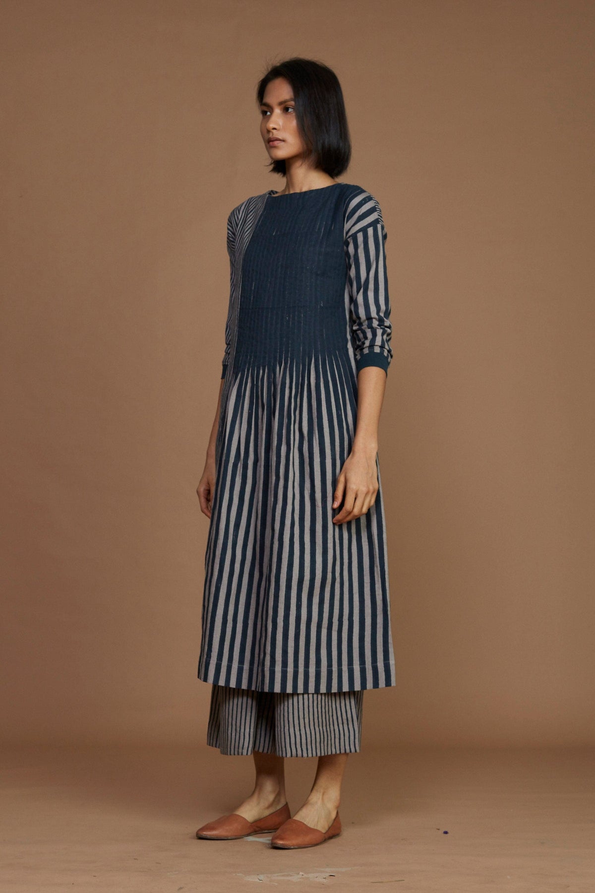 Mati Outfit Sets Grey With Charcoal Striped Pleated Co-Ord Set