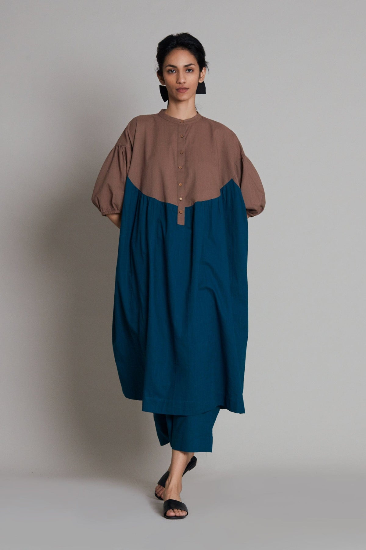 Mati SEPERATES Beige & Teal Blue CB Acra Tunic Set