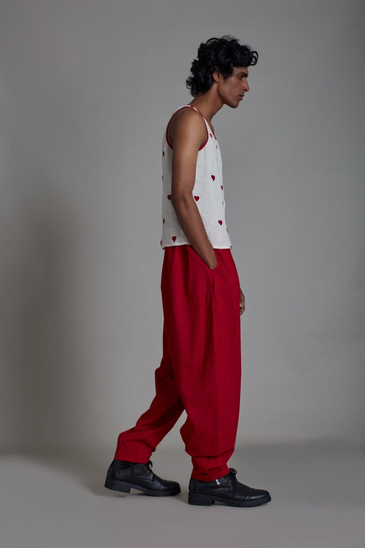 Mati Shirts & Tops Men's Linen Tank Top-Hearts